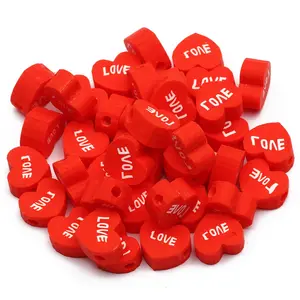 C016 도매 1000pcs 빨간 사랑 편지 팔찌 만들기 보석 만들기에 대한 사랑 모양의 점토 비즈 키트 만들기