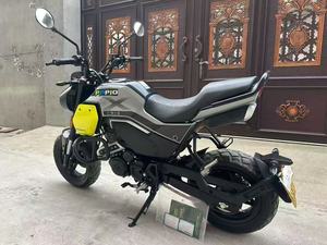 Motocicleta Deportiva HY Baboons 125th Street de Segunda Mano con Motor V6, Velocidad Máxima 80 km/h - Product Image 5