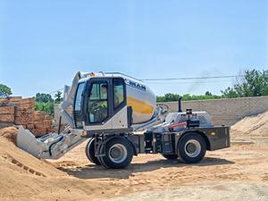 新型 FM535SLA 3.5 立方米重型自卸高效混凝土搅拌车，配备 3.9 升发动机，适用于工程机械 - Product Image 5