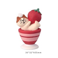 Japanse kat DIY Valentijnsdagcadeaus Piramide Fee Hars Handgemaakt Handgeschilderd Liefdesmuziek Aardbei-chocolade Decoratief