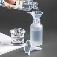Entonnoir en plastique PP transparent écologique moulé par injection, mini-entonnoir de distribution de parfum pour usage en laboratoire