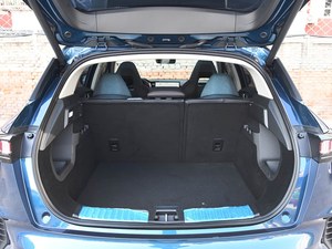 Lynk & Co 06 <span class=keywords><strong>Remix</strong></span> Usado, 1.5T 133kW 290N m SUV, 6 Bolsas de Aire, Buen Estado - Product Image 6