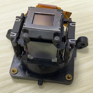Proiettore LCD YYlamp con Prisma LCX101 per <span class=keywords><strong>PANASONIC</strong></span> PT-LB1VEA/PT-LB2EA, Blocco Ottico Completo, Origine Cina, 3 Mesi di Garanzia, Disponibilità Rapida - Product Image 3
