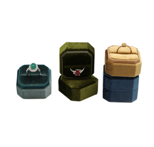 Factory InStock luxury Velvet Packaging For Jewelry Small Velvet Box Jewelry Box Gift Box