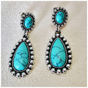 Boucles <span class=keywords><strong>d</strong></span>'oreilles pendantes turquoise en gros, prêtes à être expédiées, style vintage, ton <span class=keywords><strong>argent</strong></span> oxydé, <span class=keywords><strong>plume</strong></span>, boucles <span class=keywords><strong>d</strong></span>'oreilles statement, bijoux bohème chic - Product Image 2