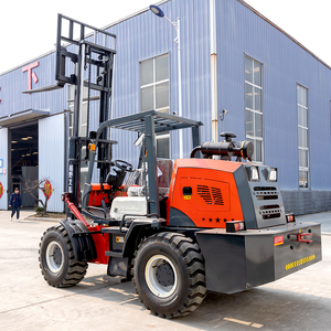 Montacargas 4x4 con Motor Diésel y Neumáticos Grandes para Obras de Construcción y Aserraderos - Product Image 4