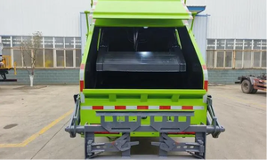 Camion Compattatore per Rifiuti 4x2 Mini da 5,8 Metri Cubi, Veicolo per Raccolta Rifiuti in Vendita a Prezzo Diretto di Fabbrica - Product Image 5