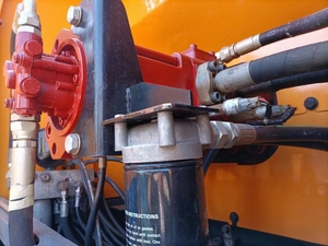 Excavatrice Hyundai 275 d'occasion de haute qualité | Chariot sur chenilles hydraulique de 27,5 tonnes |   Configuration OEM |   Expédition immédiate |   Inspection du moteur - Product Image 4