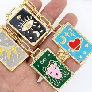 18 قيراط مطلية بالذهب روحانية مجوهرات المينا بطاقة التارو الشمس القمر نجمة قوة رمز التارو بطاقة قلادة قلادة - Product Image 1