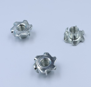 Trung Quốc nhà sản xuất chuyên nghiệp sáu móng vuốt t-<span class=keywords><strong>nut</strong></span> TEE hạt thép carbon prong TEE <span class=keywords><strong>NUT</strong></span> - Product Image 5