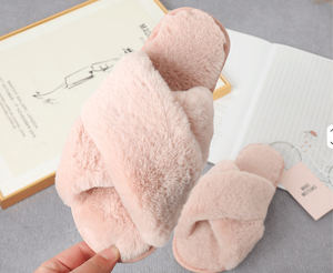 Women's plush <b>slippers</b>, crisscross straps, <b>memory</b> <b>foam</b> open-toe <b>slippers</b>, non-slip, suitable for both indoor and outdoor use. - Product Image 3