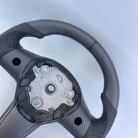 Volant sport en fibre de carbone mate personnalisé par RPPF, cuir perforé noir pour Tesla Model 3 Model Y