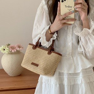 Sac fourre-tout d'été en paille tressée marron abricot avec boucle magnétique, léger, pour femme, idéal pour les tenues quotidiennes - Product Image 2