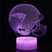 Lámpara nocturna acrílica con diseño de casco de equipo de baloncesto estilo cowboy