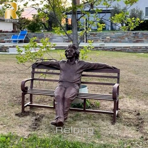 Statua in Bronzo di <span class=keywords><strong>Albert</strong></span> Einstein Seduto su Panchina, Realizzata a Mano da RELONG, Personalizzabile per Esterni Pubblici - Product Image 2