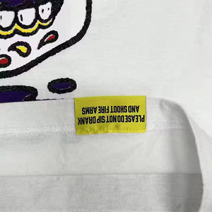 T-Shirt <span class=keywords><strong>Oversize</strong></span> di Alta Qualità a Maniche Corte 100% Cotone, <span class=keywords><strong>Abbigliamento</strong></span> Maschile con Scritta 'THAT'S AWFUL LOT of COUGH SYRUP' - Product Image 5