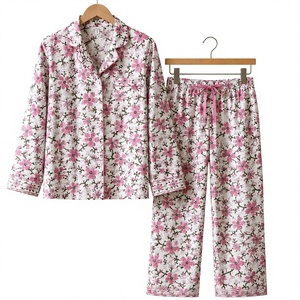 Conjunto de Pijama y Bata Kimono a Juego para Mujer, 100% Algodón, Estampado a Mano, Floral Rosa, Ropa de Dormir, Ropa de Estar por Casa, Set de Regalo - Product Image 1