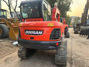 Excavadora Usada Doosan DX60 de 6 Toneladas, Mini Excavadora Hidráulica de Orugas, Original de Corea, con Pocas Horas de Trabajo, para Construcción - Product Image 5