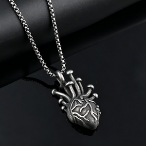 OEM ODM tres dimensiones 3D la ciencia <span class=keywords><strong>de</strong></span> acero inoxidable Sagrado Corazón collar pequeño anatómico corazón delicado collar para hombres y <span class=keywords><strong>mujeres</strong></span> - Product Image 2