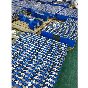 Batería de Iones de Litio de 3.2 Voltios, Celda Prismática Recargable de Fosfato de Hierro y Litio Lifepo4, Carcasa de Aluminio, Celdas Lfp de 3.2V 100Ah - Product Image 1