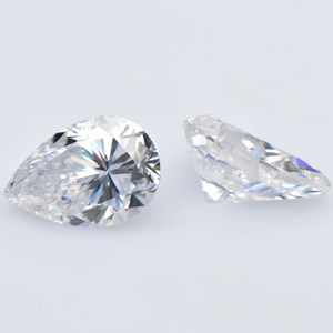Pierres de moissanite synthétiques de couleur D, taille poire, VVS, haute qualité, couleur blanche, effet de jeu/flammes, pierres précieuses certifiées pour la fabrication de bijoux - Product Image 1