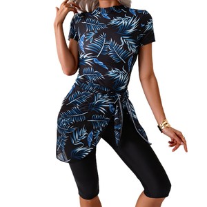 Traje de Baño Tankini de Tres Piezas para Mujer, Estampado, Poliéster, Tallas S-M-L-XL, Estilo Conservador, Efecto Reductor y Disimulador de Abdomen, Ideal para Vacaciones en la Playa - Product Image 3