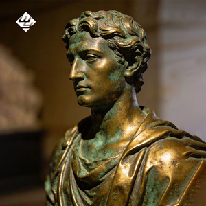 Scultura a grandezza naturale in bronzo stile Augustano Romano, busto decorativo da giardino per esterni, ornamento artistico astratto in metallo per parchi - Product Image 2