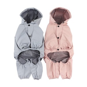 Impermeabile Ecologico Moderno in Poliestere per Cani, Leggero con Cappuccio e Strisce Riflettenti di Sicurezza, Taglie XS-XL per Cani Piccoli - Product Image 5