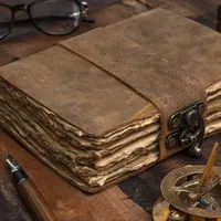 Carnet de notes Vintage en cuir avec fermeture à verrou, livre d'ombres, Grimoire, carnet de voyage