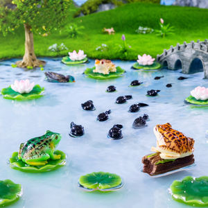 ミニチュア人工池アクセサリーフローティングロータス樹脂ユリパッド小さなカエルオタマジャクシ置物池水族館装飾用 - Product Image 4