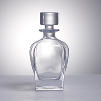 Verres à whisky et à vin en verre transparent de 700 ml, bouchon en verre givré avec estampage à chaud, logo personnalisé, haute qualité, MOQ 100 pièces, pour bars à domicile