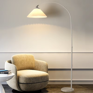 Lámpara de Pie de Hierro Minimalista de Estilo Nórdico con LED para Sala de Estar y Dormitorio, Luz Nocturna Decorativa - Product Image 1