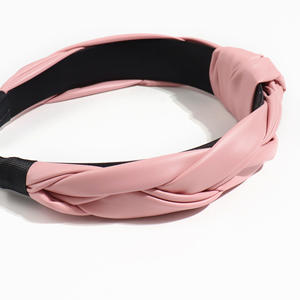 <span class=keywords><strong>2026</strong></span> हेडबैंड नया आया Pu चमड़े के हेयरबैंड गुलाबी रंग के नंदीदार हेयर बैंड कपड़े को महिलाओं के लिए - Product Image 3