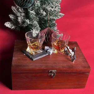 Sıcak satış doğal OEM özelleştirilmiş lüks viski taşlar viski sürahi hediye seti