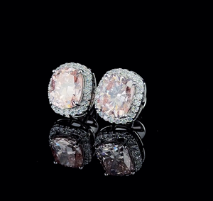 Boucles d'oreilles clous halo en or avec diamant rose taille coussin de luxe, bijoux fins élégants en diamant rose blush pour femme - Product Image 2