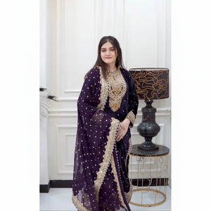 ชุดปาร์ตี้ใหม่ออกแบบผ้ากำมะหยี่วิสคอสดูปัตต้าด้านบนและด้านล่างมีลายปักด้วยงานเย็บปักถักร้อยที่หนักหน่วง - Product Image 2