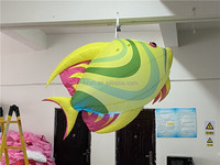 Ballon publicitaire gonflable lumineux en forme de poisson marin, 2,5 m, en taffetas de polyester, couleurs et tailles personnalisables