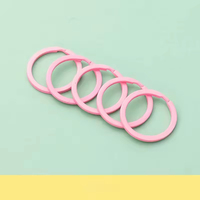 Vente en gros de porte-clés plats de 30 mm, anneaux en O colorés personnalisés, porte-clés fendus en vrac, accessoires pour clés de voiture, porte-clés en métal DIY