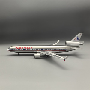 Mô hình máy bay MD-11 American Airlines tỷ lệ 1/130, chất liệu nhựa resin, <span class=keywords><strong>c</strong></span>ó đèn LED & chân đáp, kích thướ<span class=keywords><strong>c</strong></span> 47cm, dùng để trưng bày. - Product Image 1