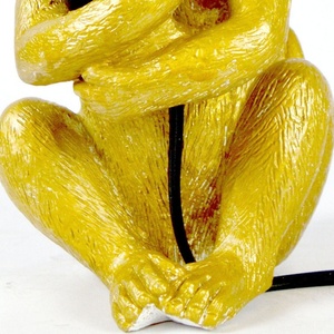 Lampe de chevet créative en résine sur mesure LongHuiJing, singe assis tenant une lampe, pour chambre d'enfant - Product Image 5