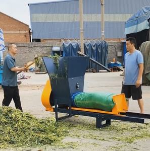 Presse à balles d'ensilage pour usage domestique, pour tiges de maïs, pailles de blé et fourrage – Presse à balles agricole - Product Image 2