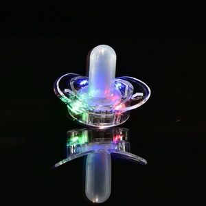 Nicro Original de Fábrica, Chupete Luminoso de Silicona Suave, Mini Chupete de Plástico con LED Brillante para Disfraces de Halloween, Cumpleaños y Navidad - Product Image 1