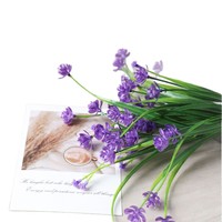 Fleur artificielle en plastique à sept têtes, style herbe de printemps, pour décoration intérieure, résistante aux hautes températures, Noël