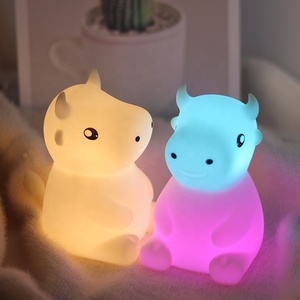 Nouvelle veilleuse intelligente USB Rechargeable Silicone lumière douce lampe de protection des yeux créative veilleuse de vache terne - Product Image 1