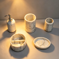 Ensemble d'accessoires de salle de bain en résine effet marbre blanc de luxe, 5 pièces, aspect pierre moderne, distributeur de savon, porte-brosse à dents, porte-savon