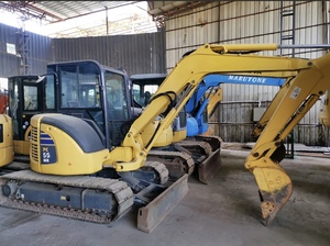 Excavadora Usada Komatsu PC55MR de 5.5 Toneladas en Perfectas Condiciones, Modelo 2021, Caja de Cambios, Bomba, Rodamientos, Cabina Confortable con Aire Acondicionado - Product Image 3