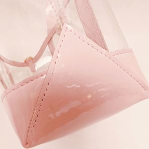 กระเป๋าโท้ทใสสำหรับฤดูร้อน แบบกำหนดเองได้ แฟชั่นสำหรับผู้หญิง กระเป๋าถือ PVC สำหรับเดินทางไปเที่ยวชายหาด กันน้ำ ปิดด้วยแม่เหล็ก - Product Image 3