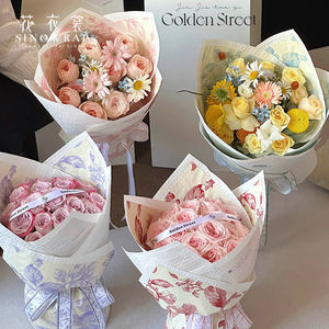 ورق تغليف زهور جديد من SINOWRAP 69 + H51 + 19 غلاف طباعة بنمط زهور أحادي الجانب مضاد للماء بيع بالجملة من المصنع مباشرة - Product Image 1