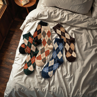 Automne hiver diamant Plaid rétro laine chaussettes épaissi et chaud avec Old Money Style manches moyennes motif imprimé corps en gros