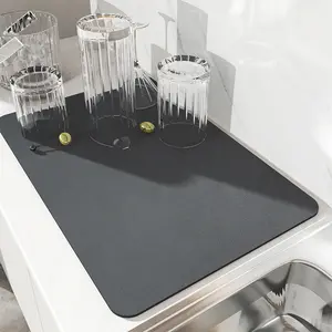 2022 New Wholesale Dish Drying Mat Kitchen Countertop Draining Mat Absorbent No-Rinse Table Mat Placemat